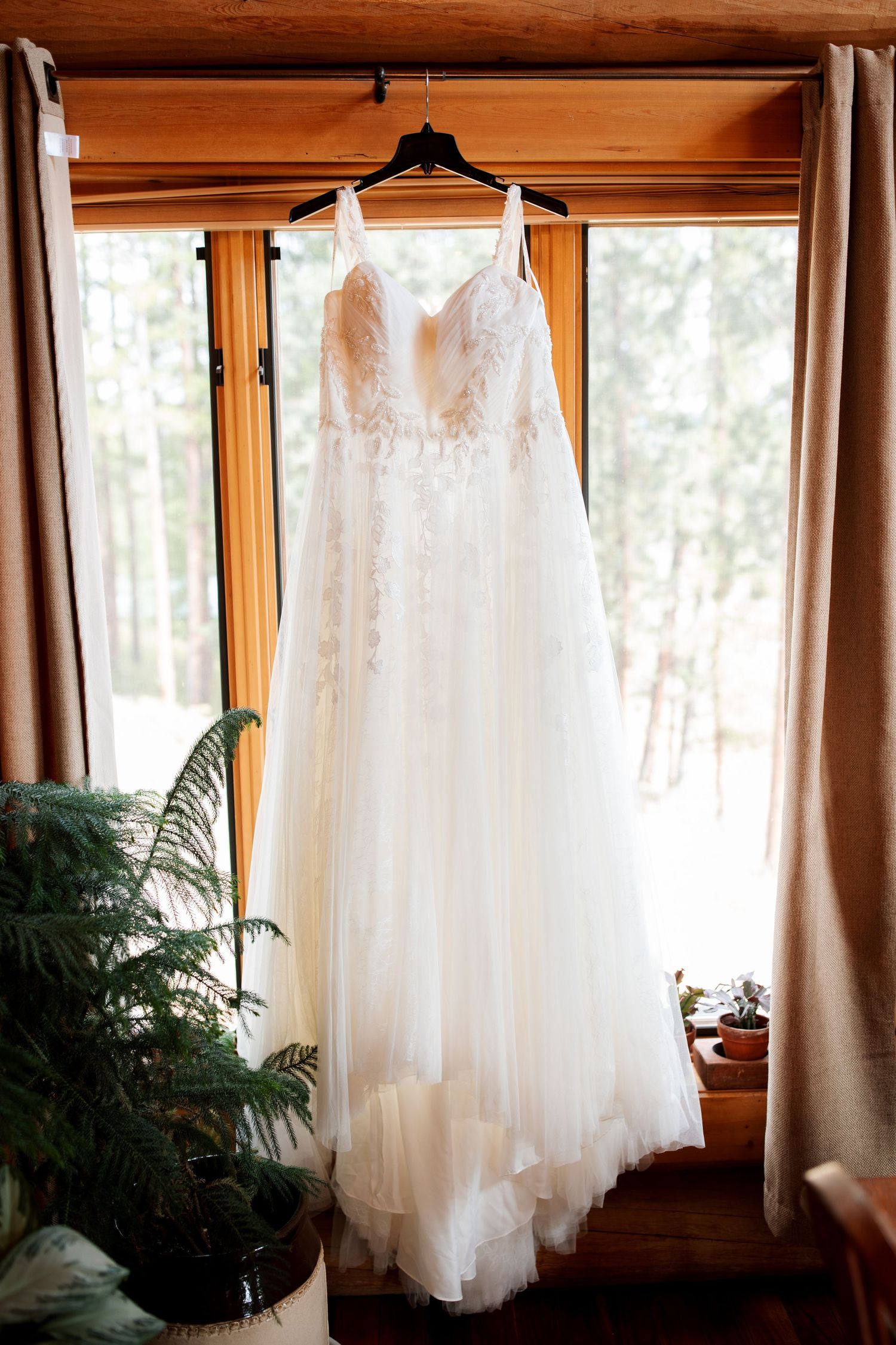 Weddings-Sierra Janelle Photography | Flathead Valley Photographer | Whitefish | Kalispell | Bigfork | Columbia Falls | Montana Photographer