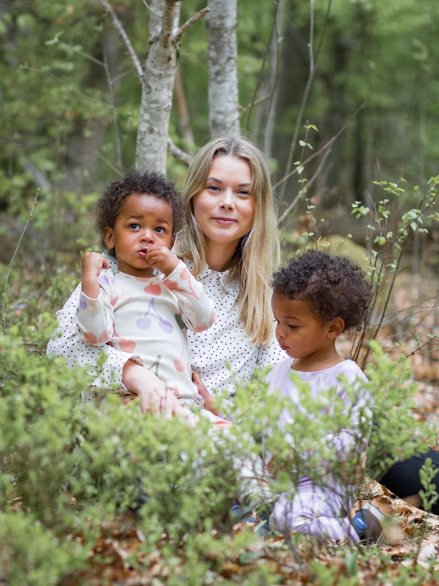 Barnfotograf. Familjefotograf. Syskonfoto. Gravidfotograf. Bröllopsfotograf. Fotograf_Växjö. Fotograf_Johanna_Jacobsson.