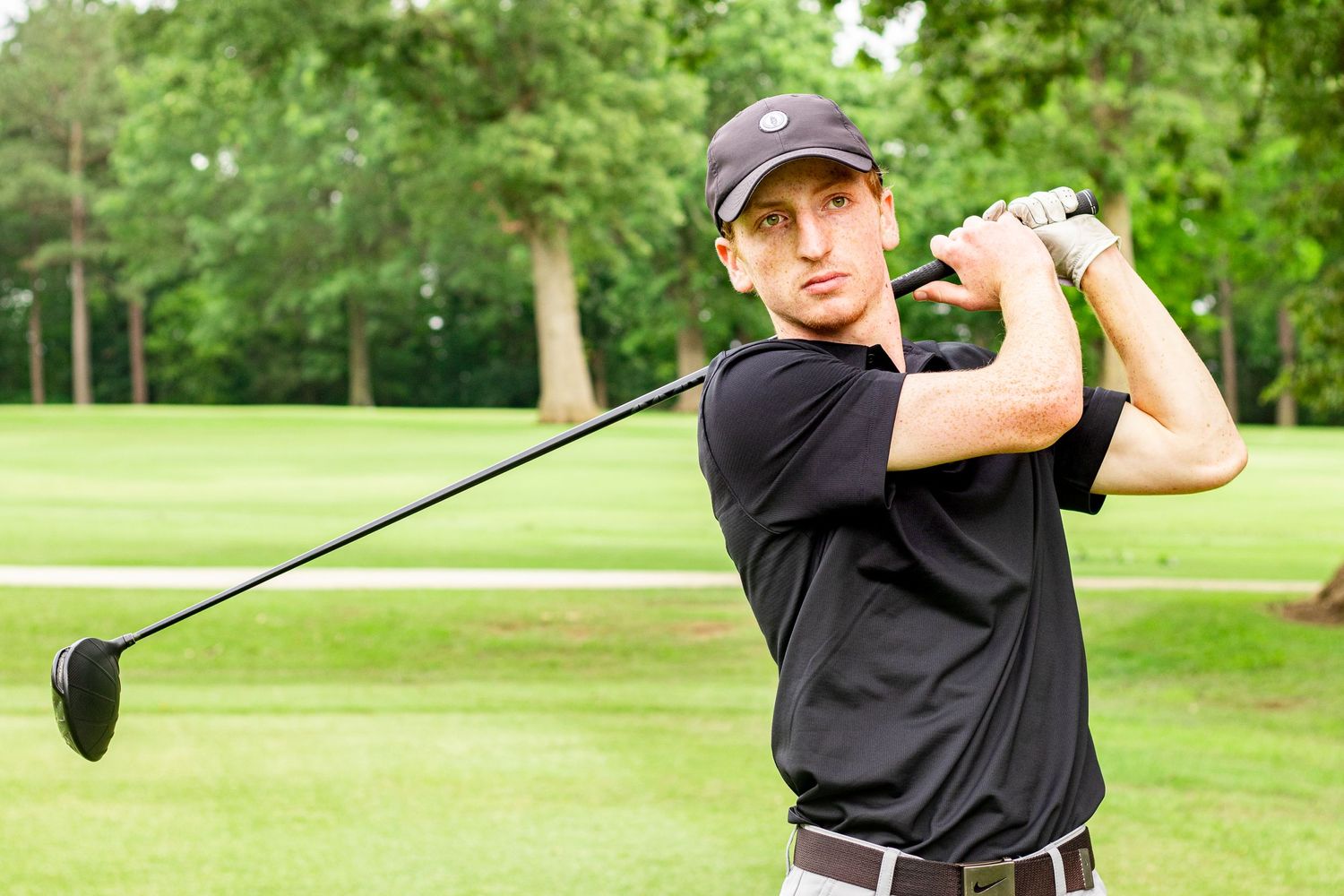Rhett's golf senior session at the Fayetteville Country Club in Fayetteville Arkansas