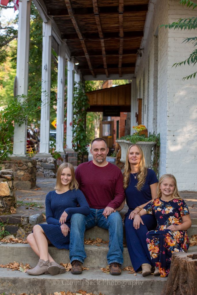 Gunnii Sack Photography, Amador County, Best of Calaveras, Voclano CA, fall family photos,