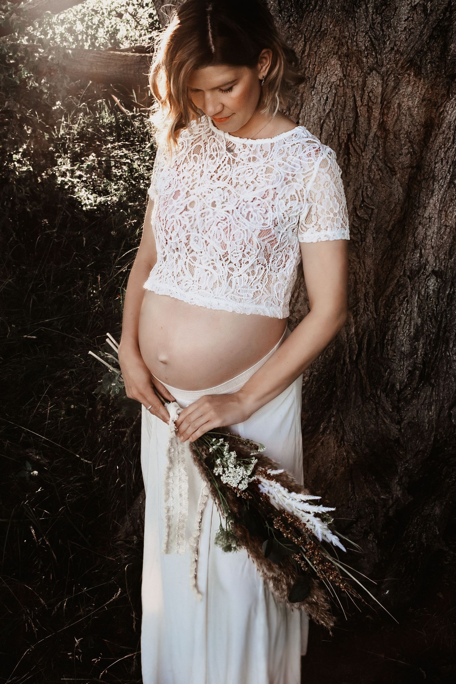 Baby-, Familien- & Babybauchshootings mit Herz. Natürlich, warm, entspannt. Bei euch Zuhause oder Outdoor. Termin einfach online anfragen.