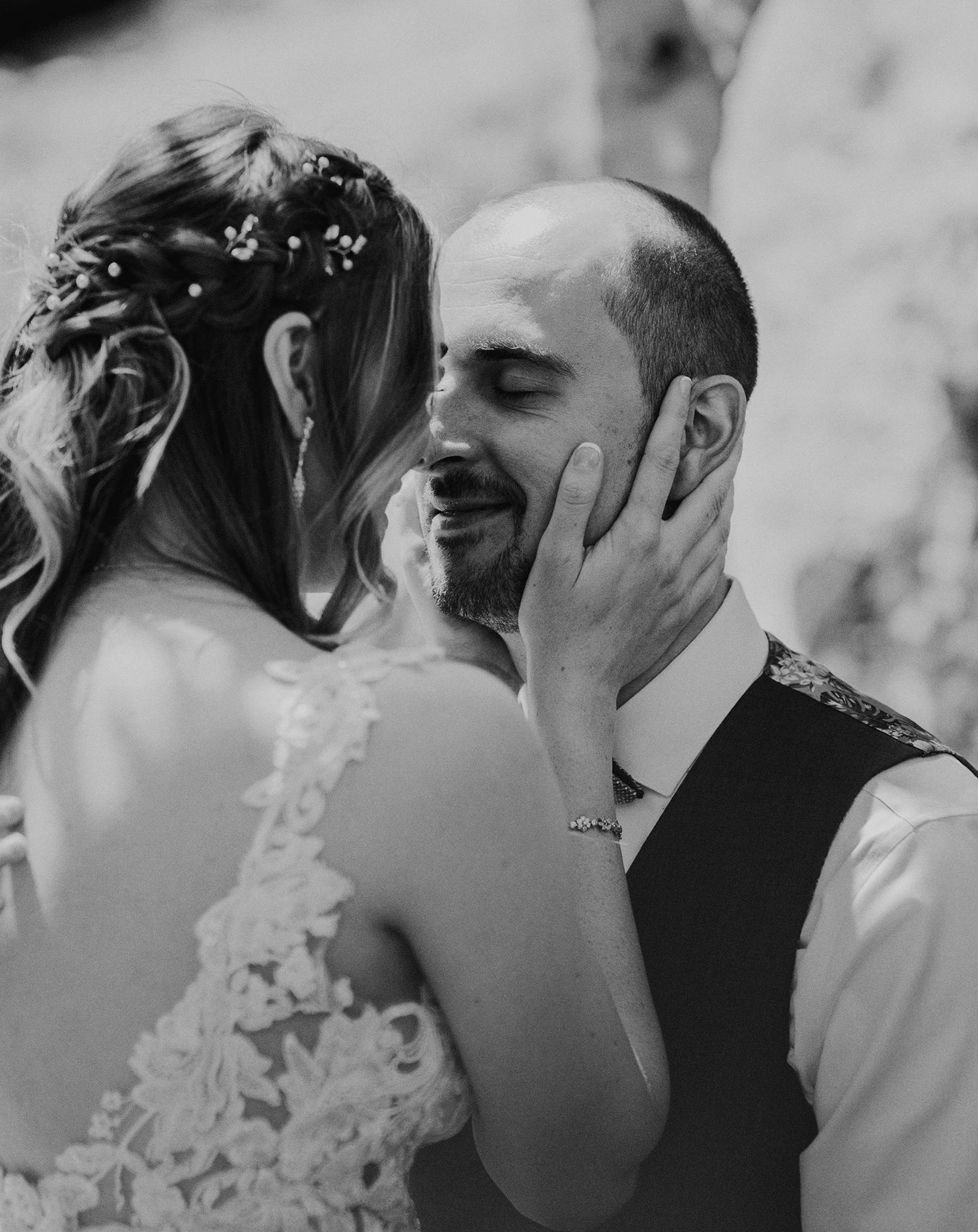 E Noelle Photography in-home wedding in Hidden Hills Los Angeles, black and white portrait