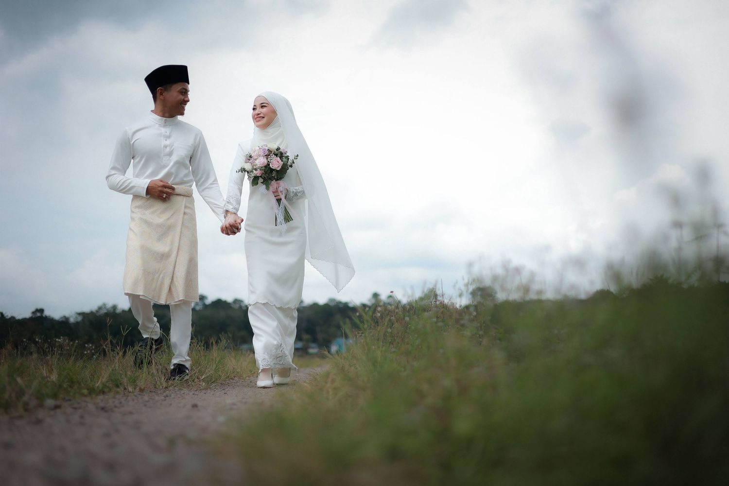 half body shot wedding