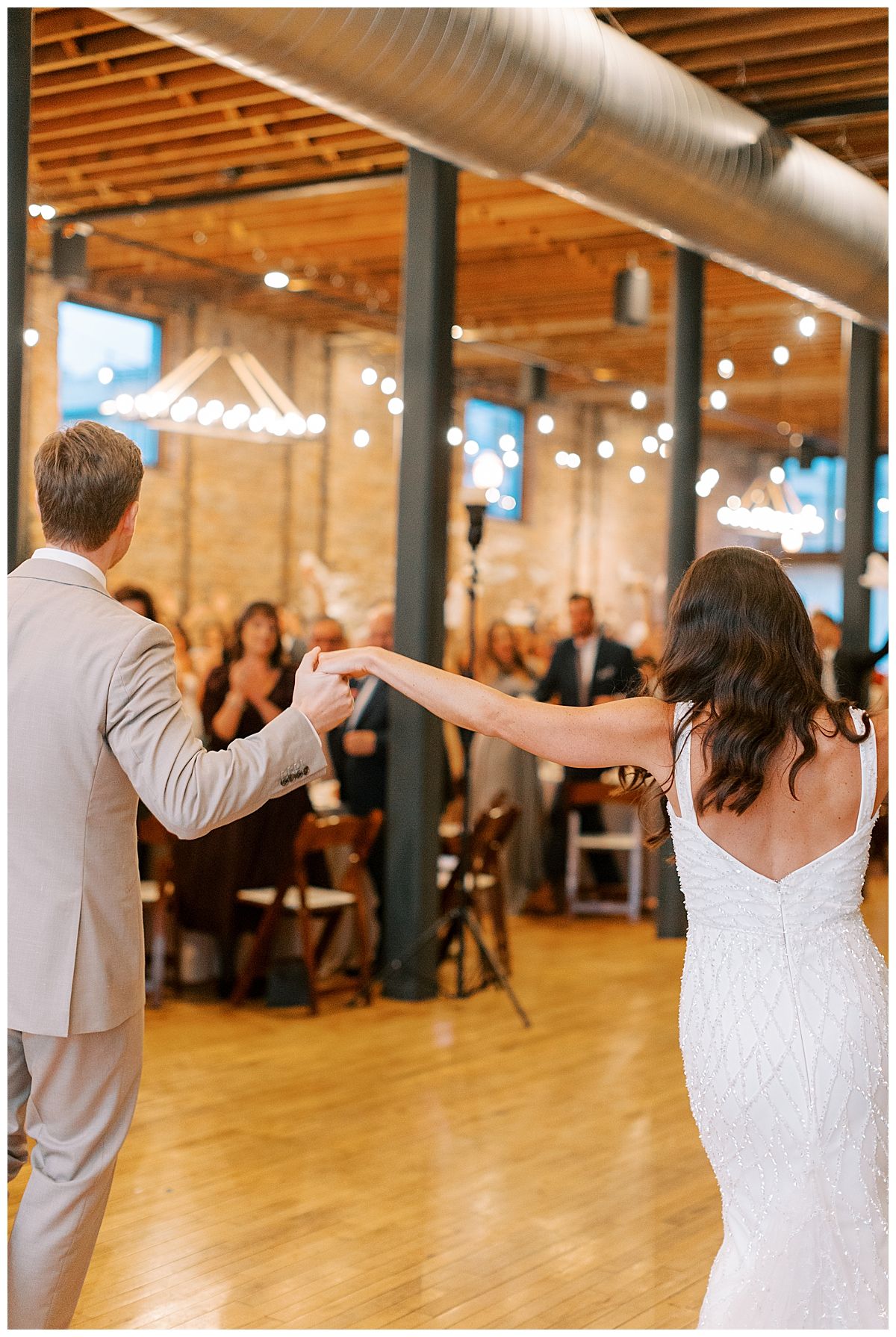 Mercantile Hall Wedding / Best Wisconsin Wedding Photographer
