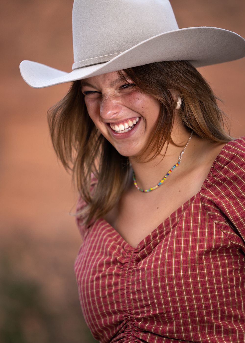 st-george-ut-utah-portrait-grad-graduation-snow-canyon-red-rocks-pro-professional-photo-photographer-photography-girl-road-sunset