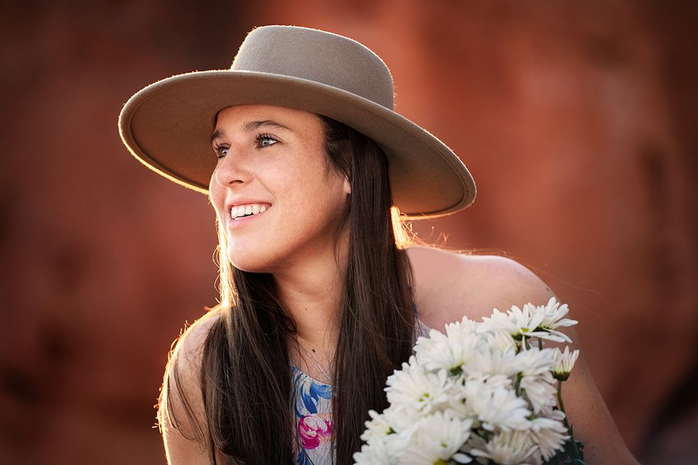 margie-temme-senior-session-graduation-high-school-photo-outdoor-red-rock-st-george-utah-chuckwalla-golden-light-backlit-desert-golden-photo