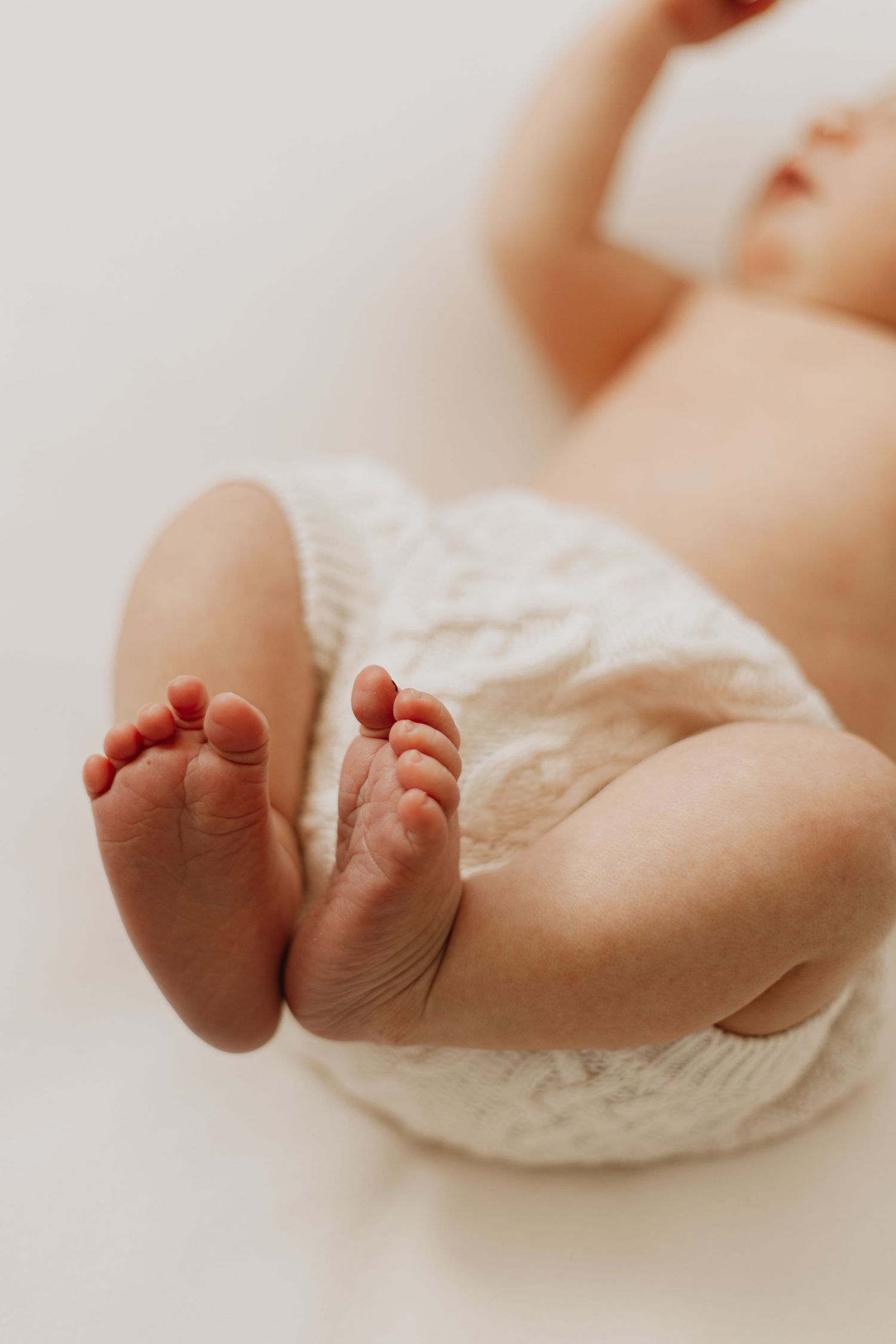 Newborn photos in Kent, Maidstone, Ashford, Sevenoaks, Tonbridge, Dartford