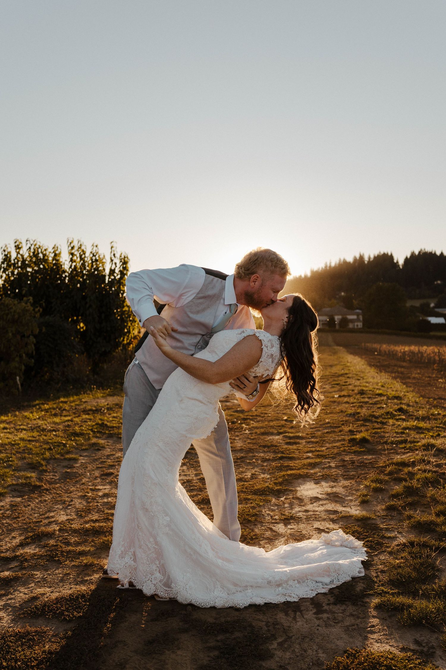 Back yard wedding in Boring Oregon.