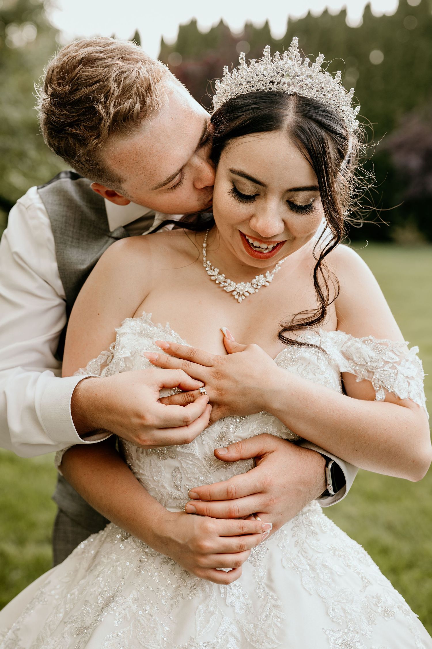 bridal portraits at a Washington wedding venue
