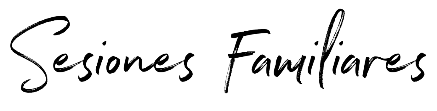 Elegant cursive script text reading Sesiones Familiares on a white background.