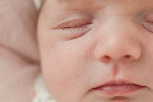 newborn eyes