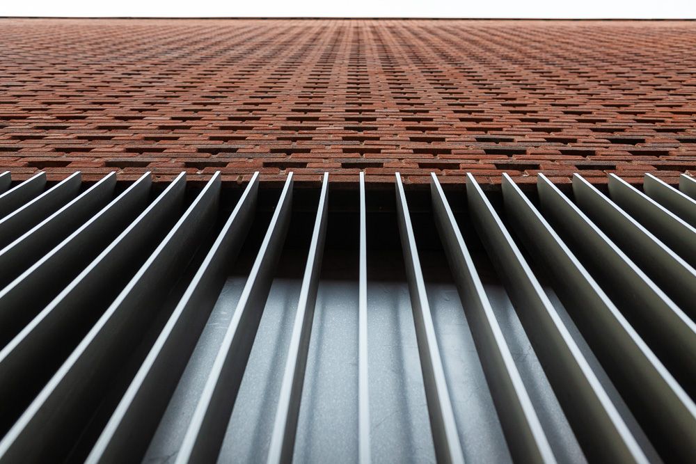 Cutting Room Square Ascots Manchester Car Park brickwork and steel detail