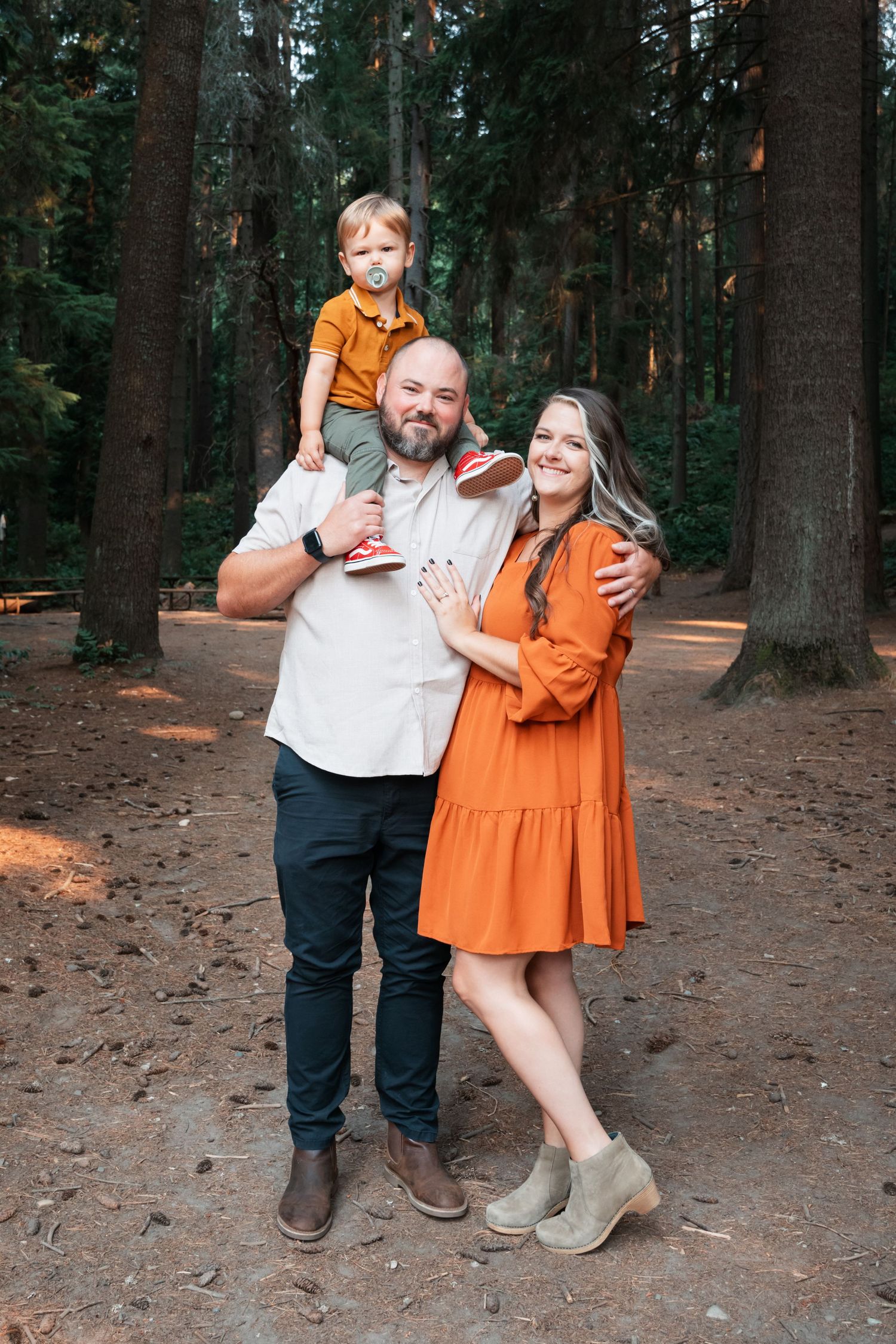 Shoreline Fall Family Photo Session