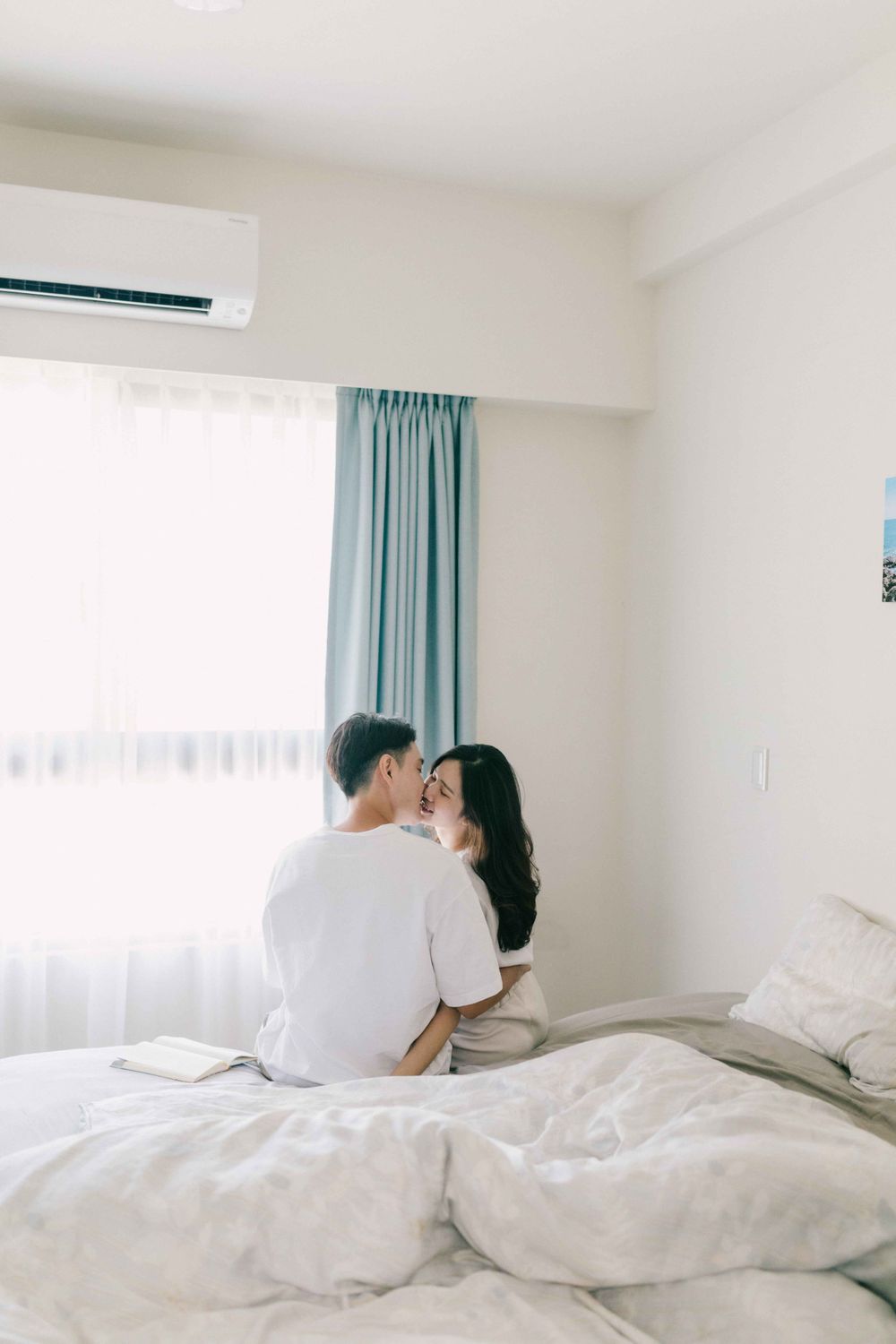 高雄美式家庭寫真、高雄親子寫真、生活感婚紗攝影、自宅寫真攝影、高雄週年婚紗、屏東週年婚紗、高雄美式婚紗攝影師、高雄韓式婚紗攝影、高雄韓系婚紗攝影、屏東美式自助婚紗、屏東韓式自助婚紗、美式夫妻寫真、美式婚紗攝影師、屏東攝影棚、屏東攝影工作室高