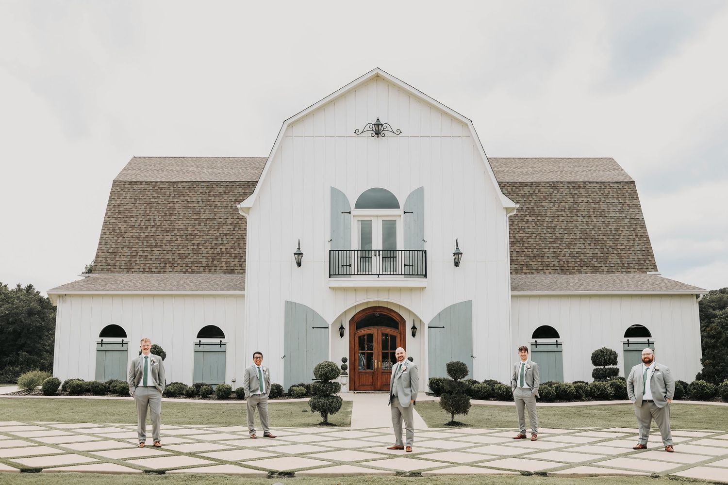 Fun wedding party photography at a Collinsville Texas wedding venue
