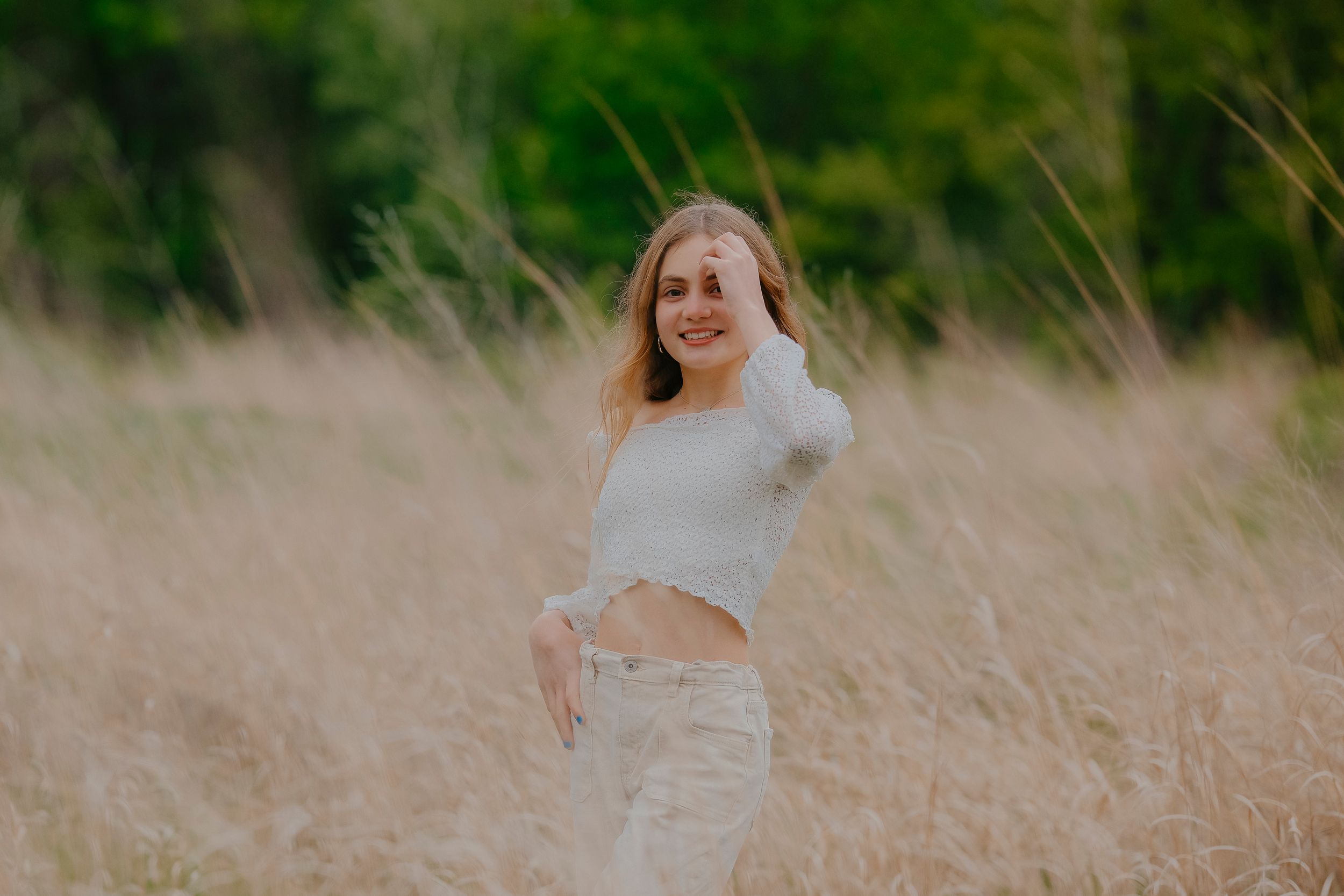 Outdoor family portrait session in the park by Gesiel Martins in Michigan