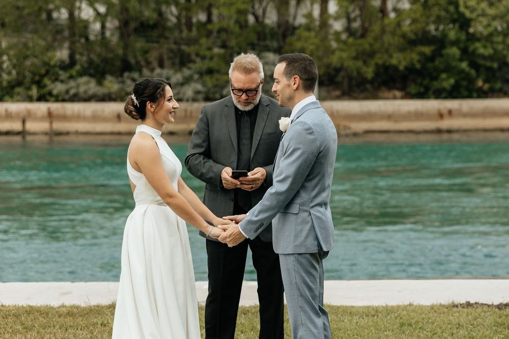 Intimate intracoastal elopement in Florida. Jacksonville Elopement Photographer, South Florida Elopement Photographer - Lindsay McDow Photo