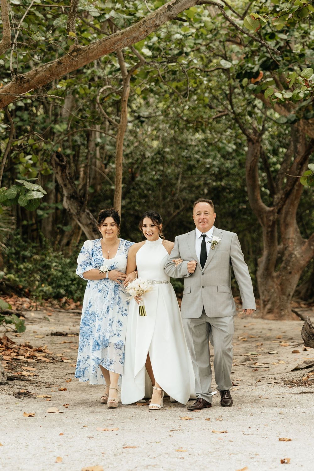 Intimate intracoastal elopement in Florida. Jacksonville Elopement Photographer, South Florida Elopement Photographer - Lindsay McDow Photo