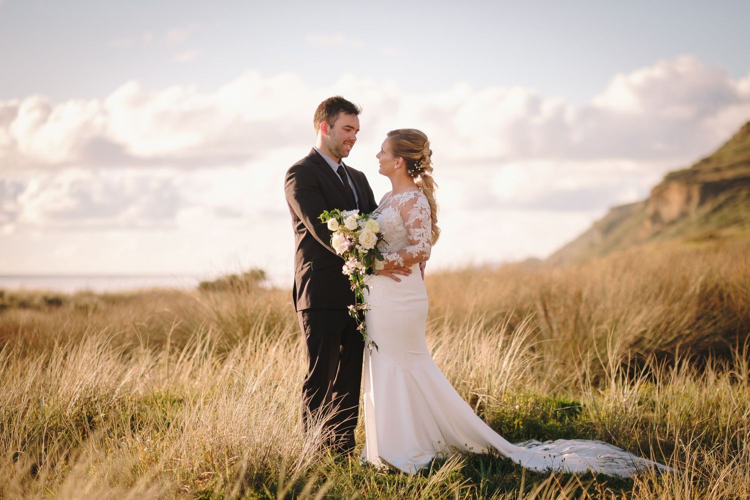 Karioitahi Beach Wedding – Kirsty & Matthew