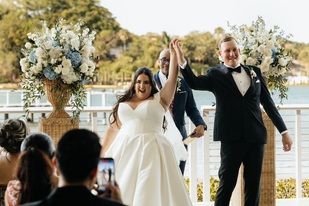 Pelican Club Wedding in Jupiter, Florida. South Florida Wedding Photographer, Jupiter Wedding Photographer - Lindsay McDow Photography