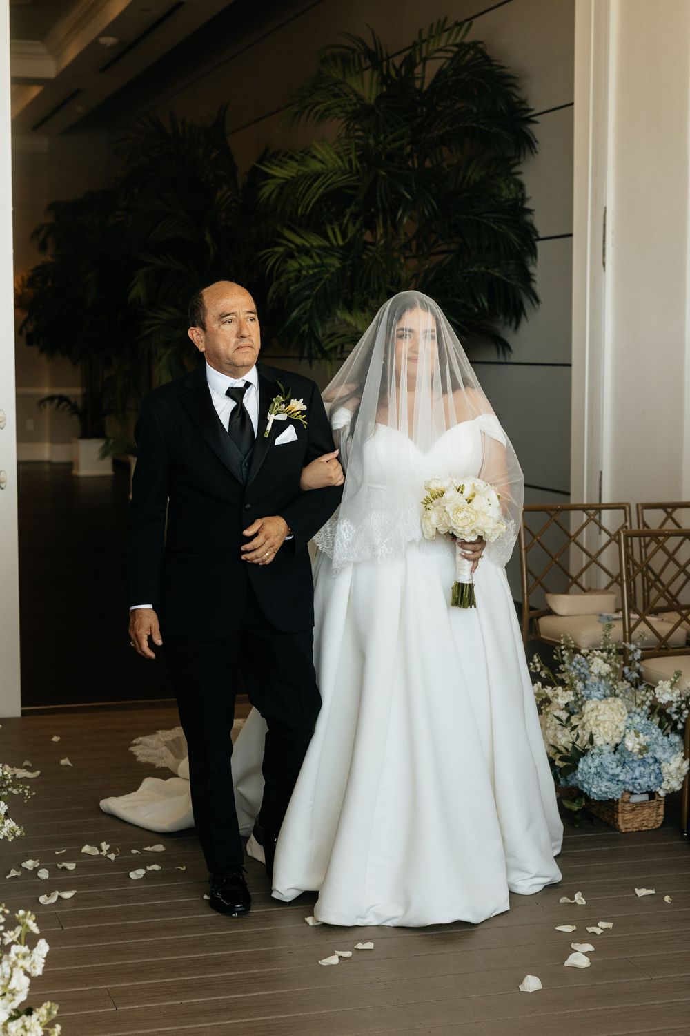 Pelican Club Wedding in Jupiter, Florida. South Florida Wedding Photographer, Jupiter Wedding Photographer - Lindsay McDow Photography