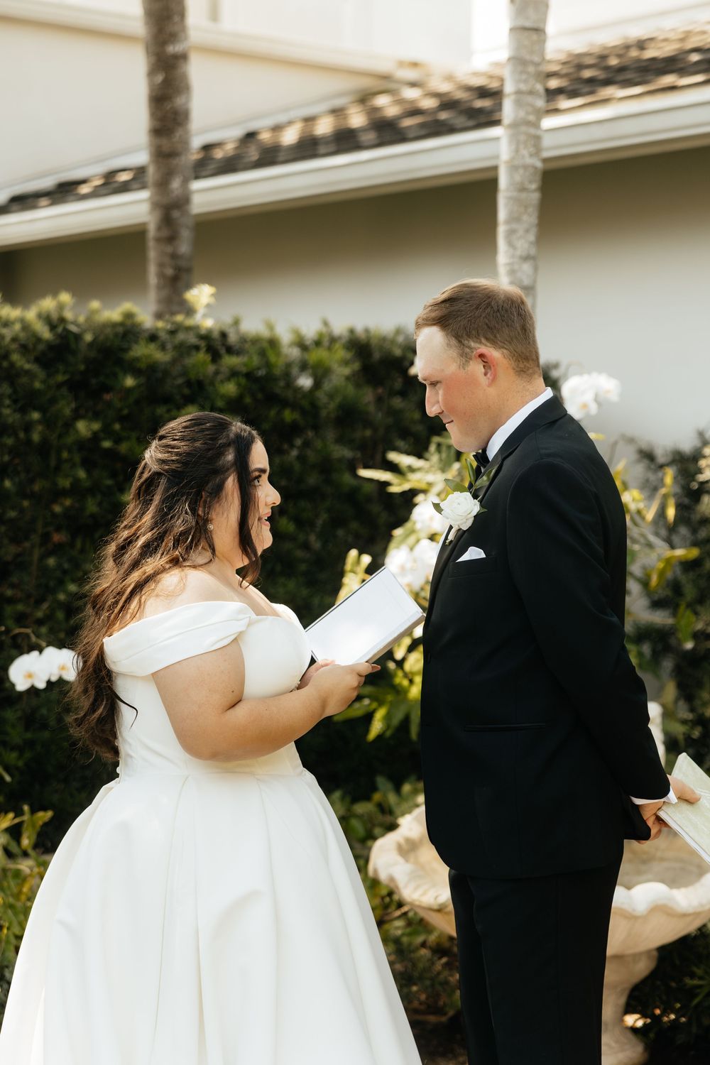 Pelican Club Wedding in Jupiter, Florida. South Florida Wedding Photographer, Jupiter Wedding Photographer - Lindsay McDow Photography