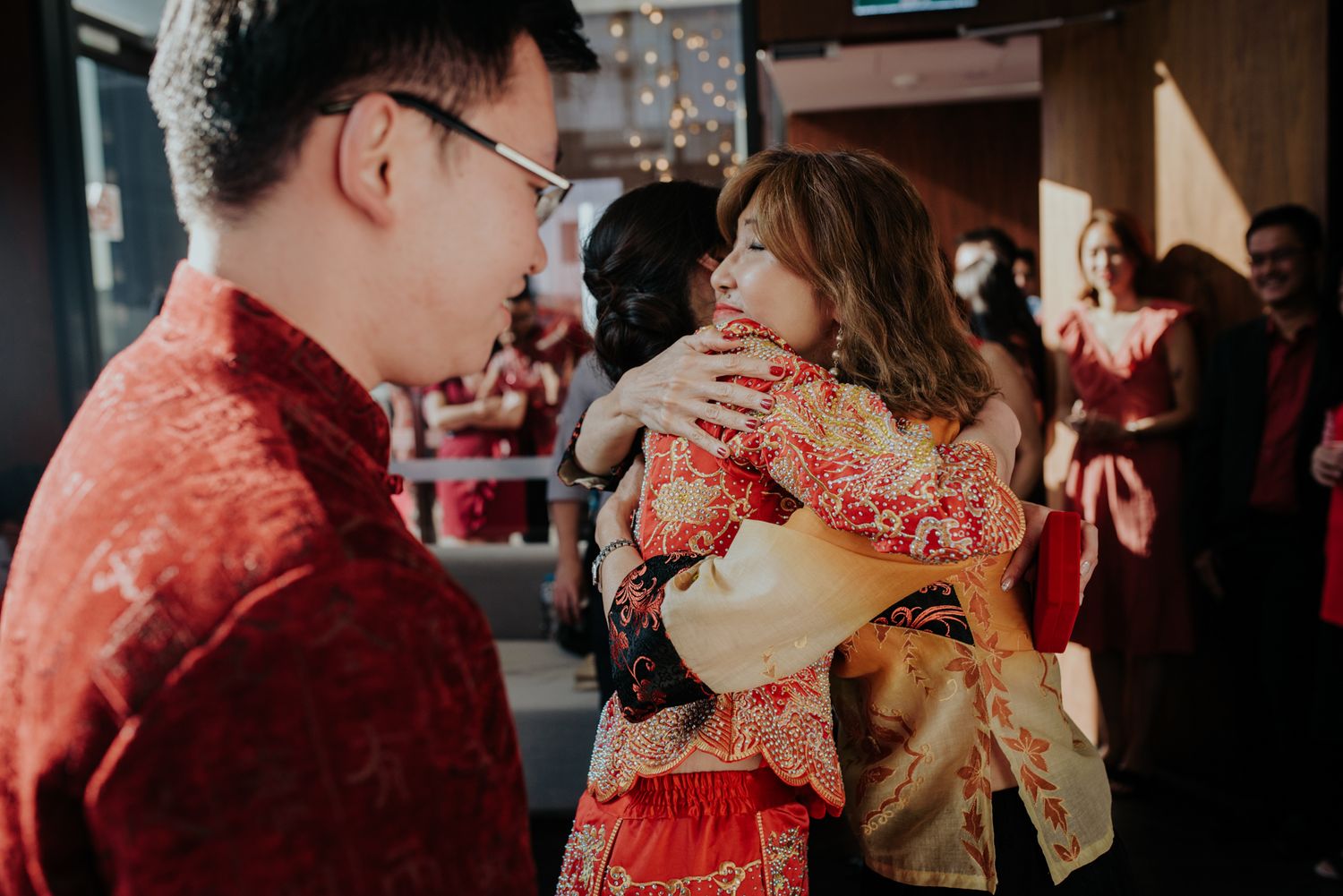 Candid relaxed Melbourne Malaysian Chinese Tea Ceremony wedding photography