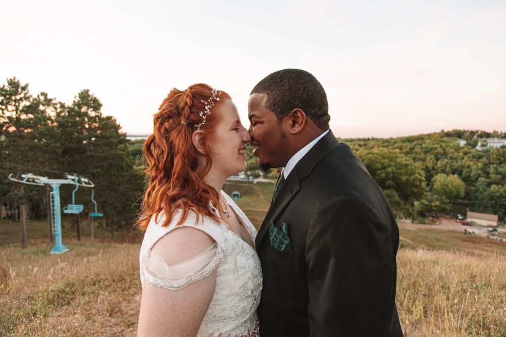 wedding photos at Mt. Holiday in Traverse City Michigan