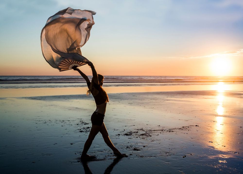 potrero beach sunset portraits for women