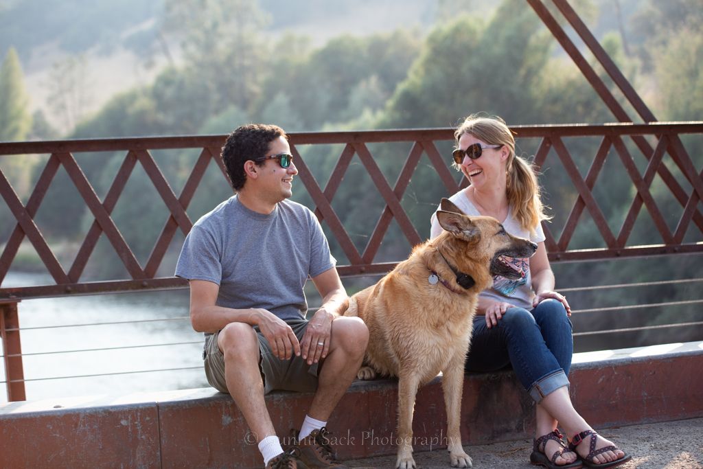 gunnii sack photography, bridge shoot, river shoot, amador county photographer, anniversary shoot, amador county video