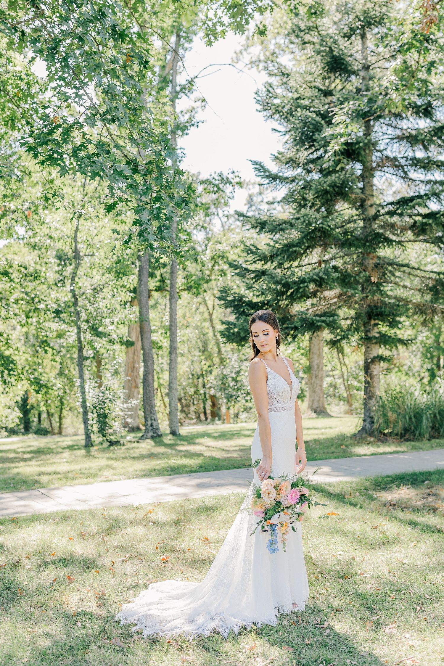 RUST MANOR HOUSE LEESBURG VIRGINIA WEDDING PICTURES BRIDE GROOM