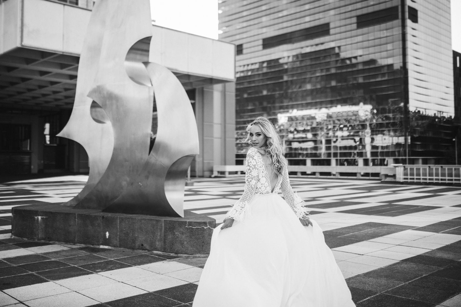 city bride. wedding trends. bride. bridal trends. wedding dress trends. best wedding photos. wedding wedding photographe