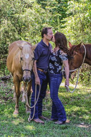 couples photography, love, outdoor, horses, country