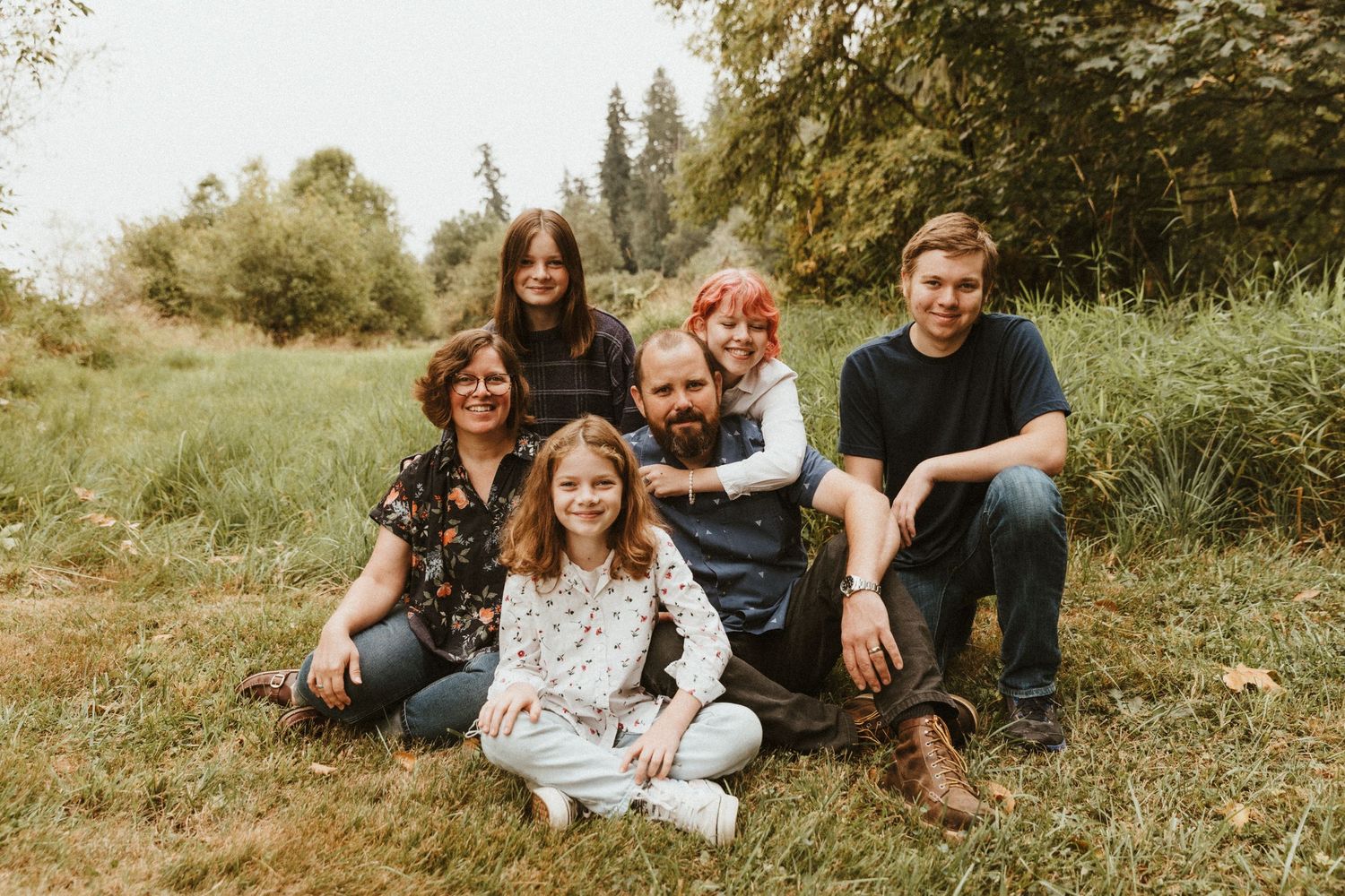 Family, Portrait  & small wedding photographer based in Astoria, OR and serving the Oregon Coast