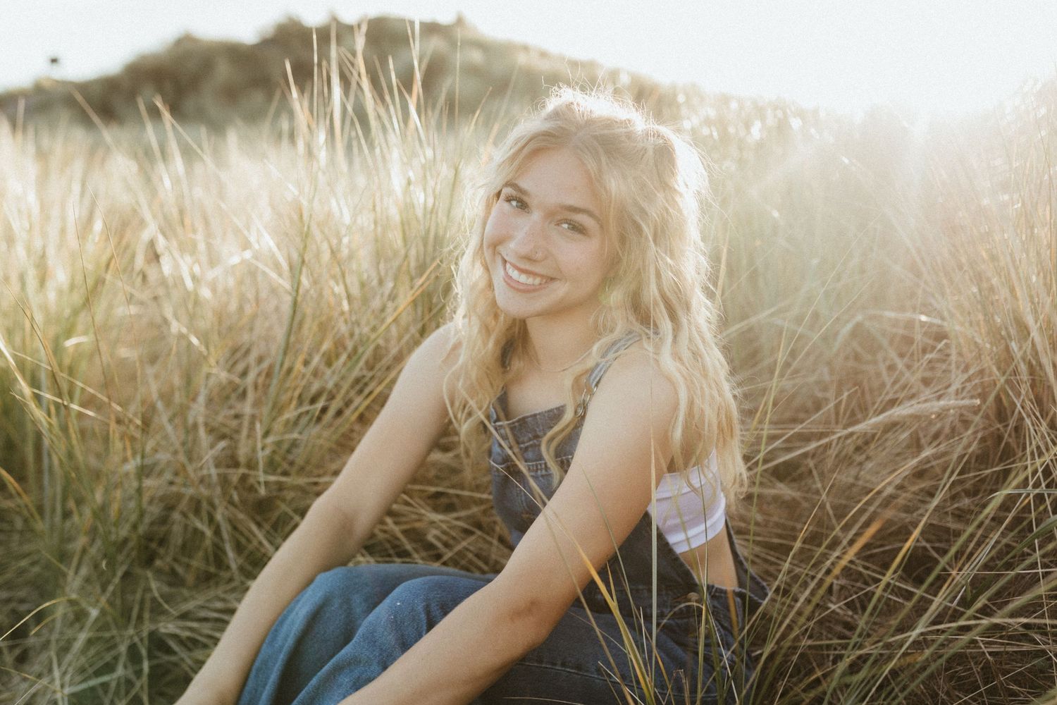 glowy senior portrait - Family, Portrait  & small wedding photographer based in Astoria, OR and serving the Oregon Coast