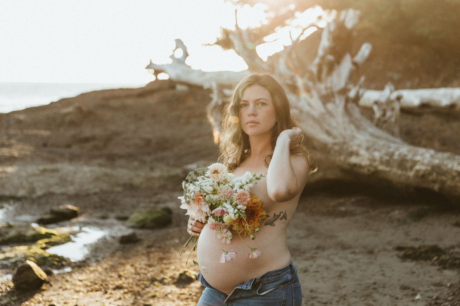 Maternity portrait session floral sunset - Family, Portrait  & small wedding photographer based in Astoria, OR and serving the Oregon Coast