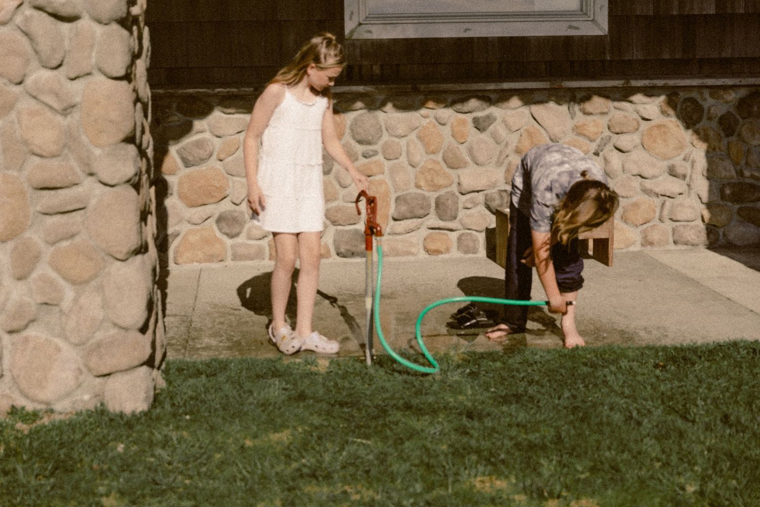 Family, Portrait  & small wedding photographer based in Astoria, OR and serving the Oregon Coast