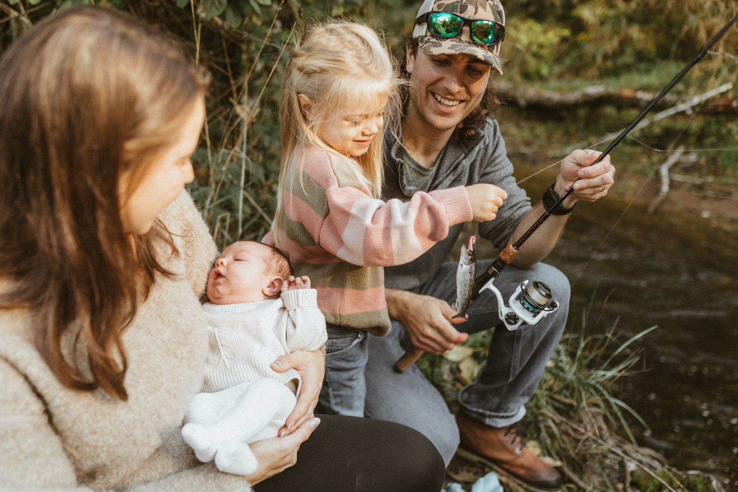 fishing family portrait session - Family, Portrait  & small wedding photographer based in Astoria, OR and serving the Oregon Coast