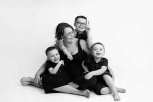 #childphotoshoot #photoshoot #wiganphotographer #childphotography #familyphotoshoot #familyphotographer