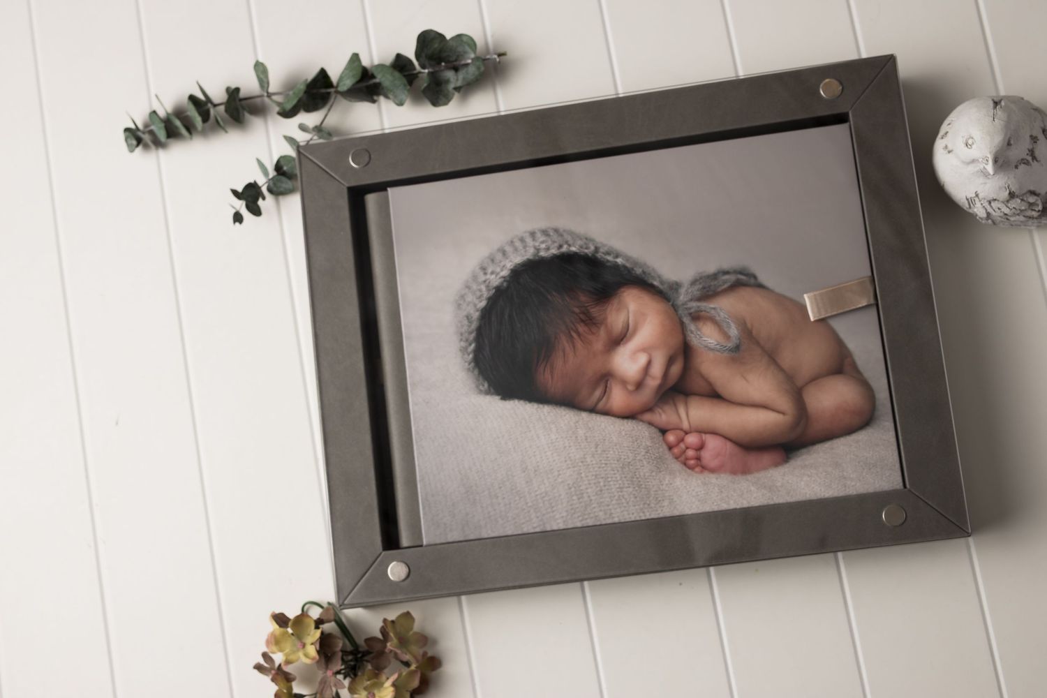 austin newborn photography heirloom album acrylic lid display box