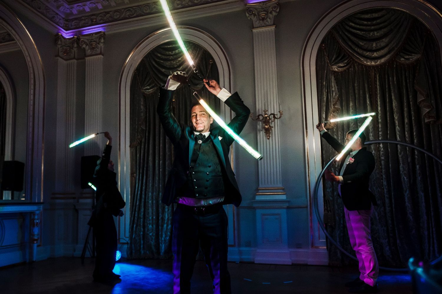 TLOOK photographe de mariage de style documentaire, au grand hôtel du lac à vevey spectacle