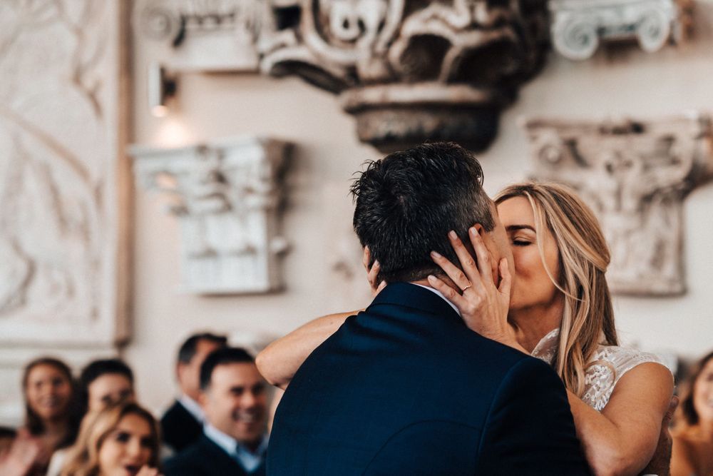 Lisa Faulkner and John Torode's Wedding at Aynhoe Park first kiss