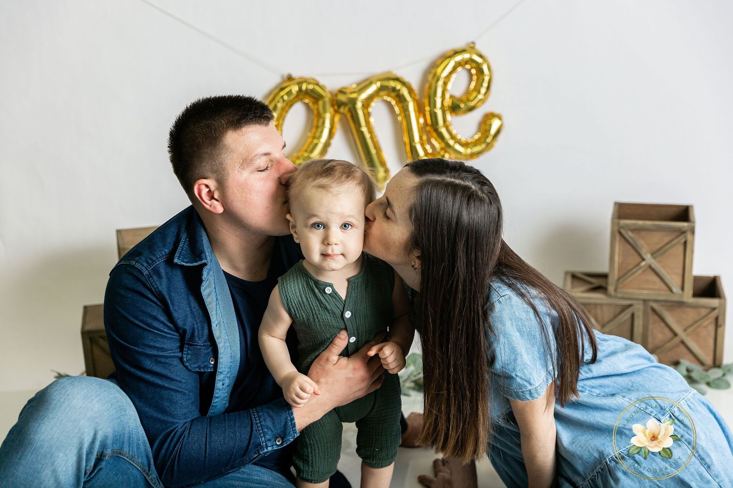 cake smash, magnolia valley photography, bucks county pa, montgomery county pa