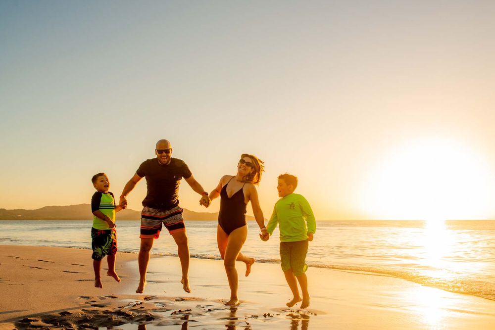 Family Sunset Photo Shoot in Flamingo Beach