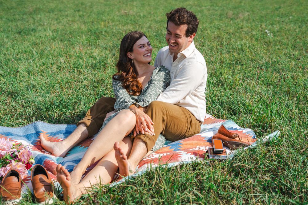 Engagement Photos, photography, Wisconsin, Waukesha, WI, Spring, Couple in love, Nature, Park