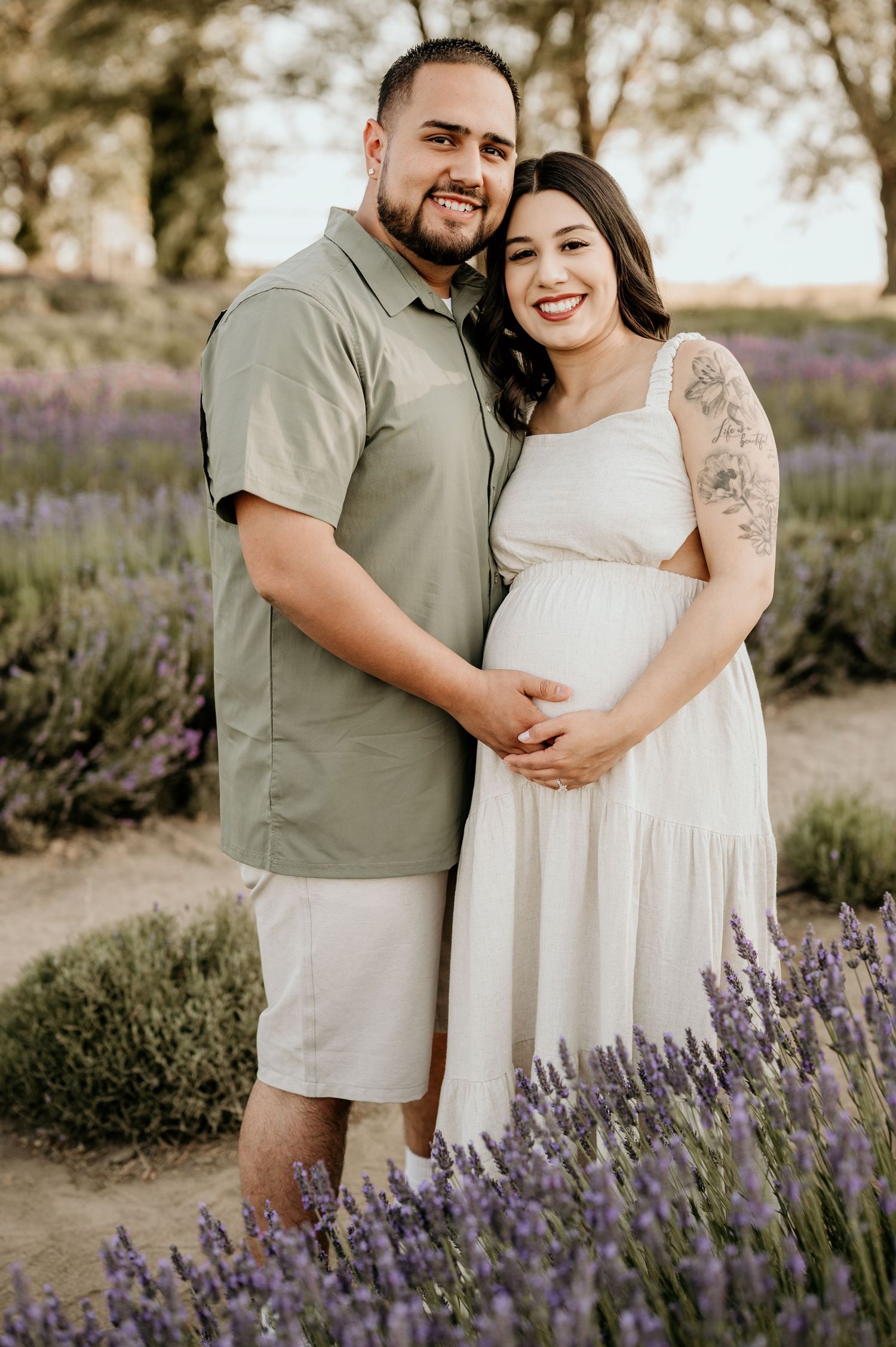 lavender farm maternity photos by Washington maternity photographer