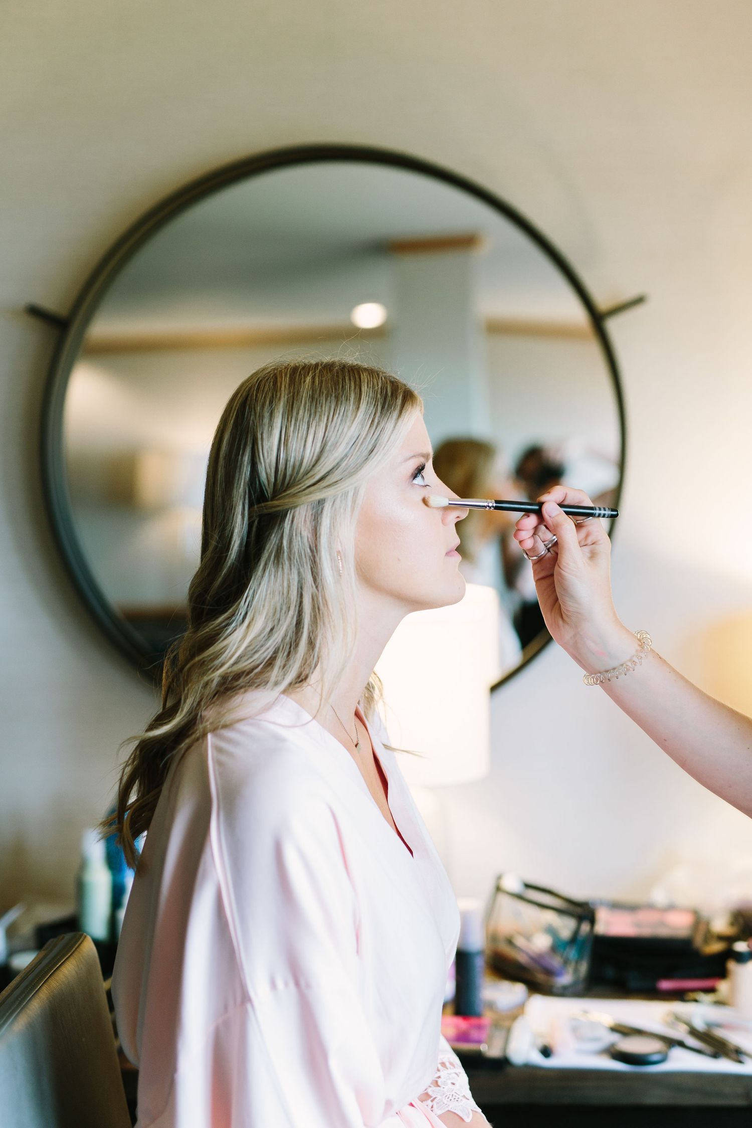 Mobile wedding makeup artist