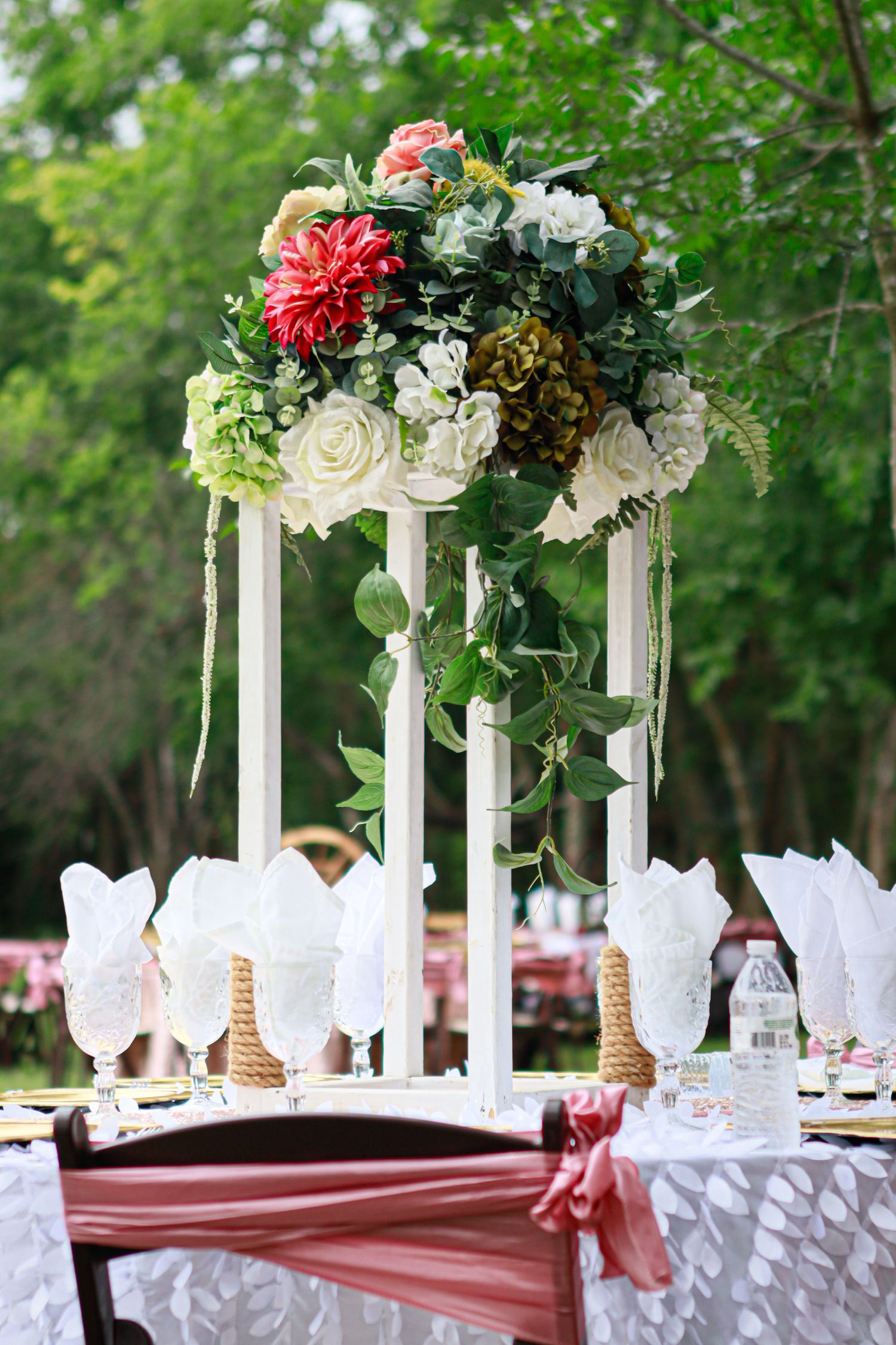 Flower centerpiece big
