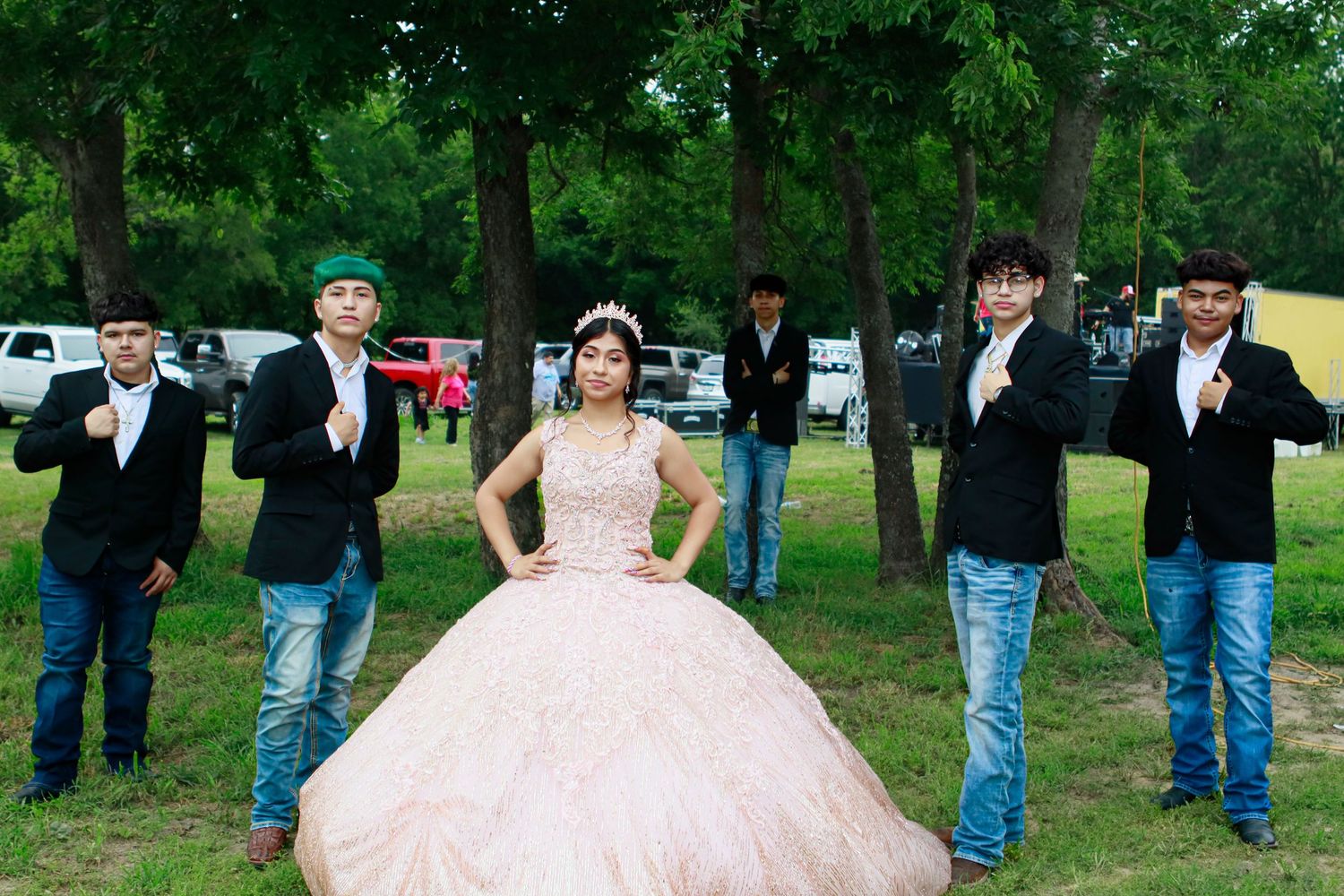 Pink Quinceanera with her 4 chambelanes