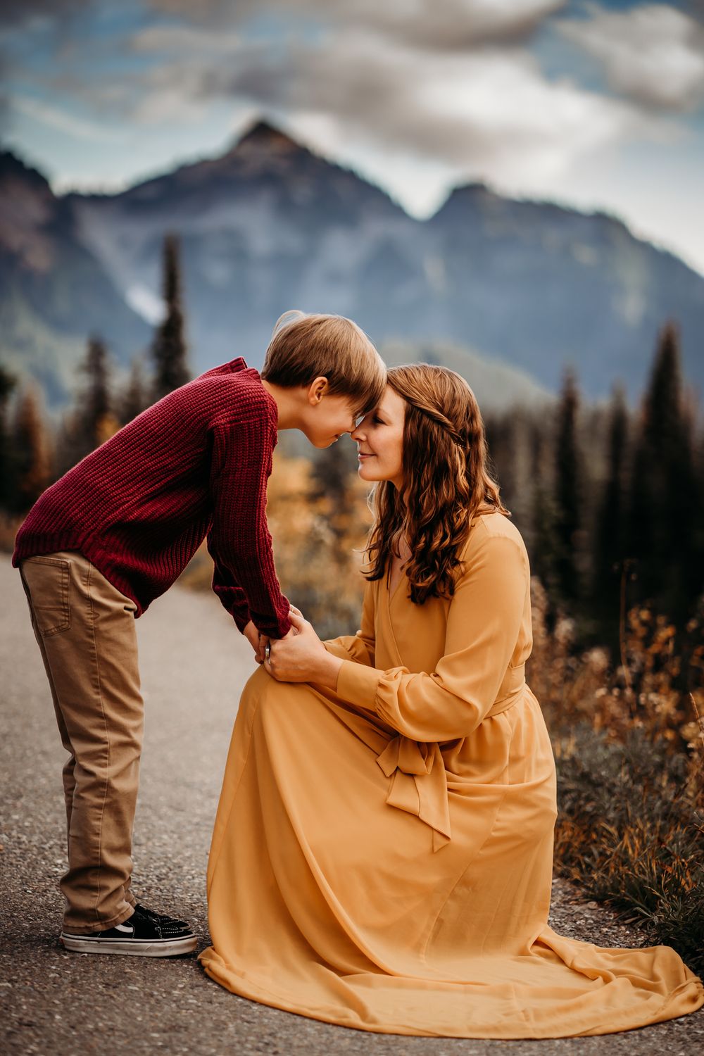 mount rainier family portrait session by wander and wild photography